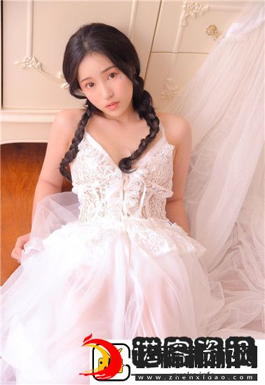 女学生被 c 扒衣服广告引爆网络，网友：让人无法接受的恶性宣传！